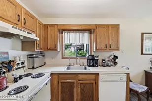 456 Maxatawny Dr, Pocono Lake, PA 18347 - Photo 10