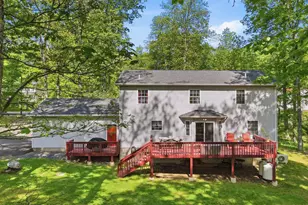 136 Marcelle Terrace, Tannersville, PA 18372 - Photo 2