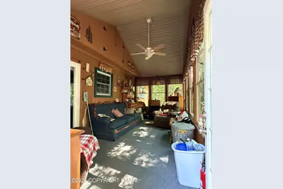  179 Wildwood Drive, Canadensis, PA 18325 - Photo 6