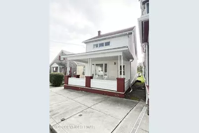  45 W Holland Street, Summit Hill, PA 18250 - Photo 2