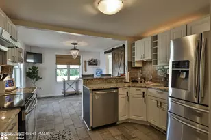 2310 E Woodlawn St, Allentown, PA 18109 - Photo 12