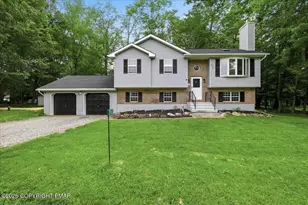 296 Scotch Pine Dr, Pocono Summit, PA 18346 - Photo 2