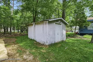 296 Scotch Pine Dr, Pocono Summit, PA 18346 - Photo 8