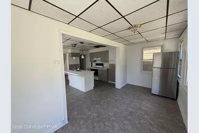  230 W Early Avenue, Coaldale, PA 18218 - Photo 32