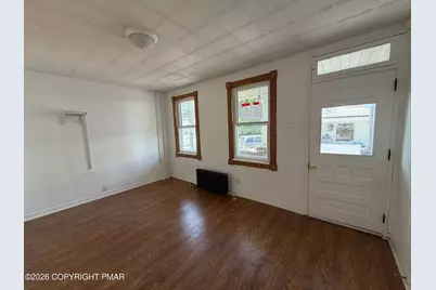  230 W Early Avenue, Coaldale, PA 18218 - Photo 18