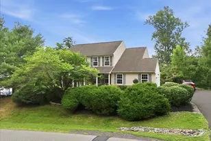 325 Shawnee Valley Dr, East Stroudsburg, PA 18302 - Photo 4