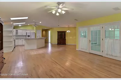  309 Fall Creek Terrace, Stroudsburg, PA 18360 - Photo 10