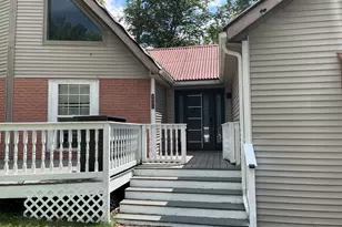 8051 Possum Ct, Tobyhanna, PA 18466 - Photo 2