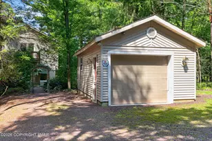 99 N Lake Dr, Lake Harmony, PA 18624 - Photo 48
