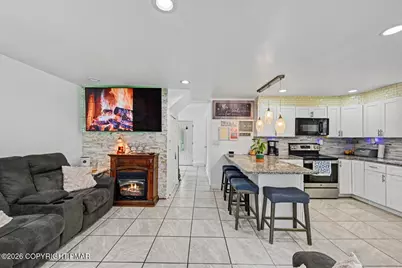  98 Fairview Avenue, Mount Pocono, PA 18344 - Photo 18