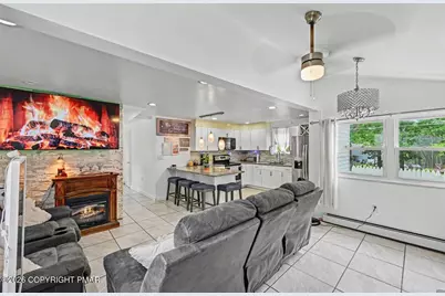  98 Fairview Avenue, Mount Pocono, PA 18344 - Photo 18
