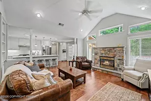 305 Meadow Brook Ct, Pocono Pines, PA 18350 - Photo 10