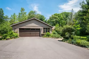 128 Elm Dr, Blakeslee, PA 18610 - Photo 12