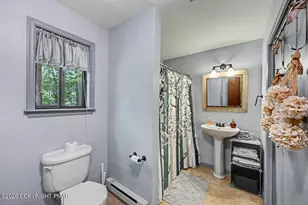 1049 Maple Dr, Pocono Lake, PA 18347 - Photo 18