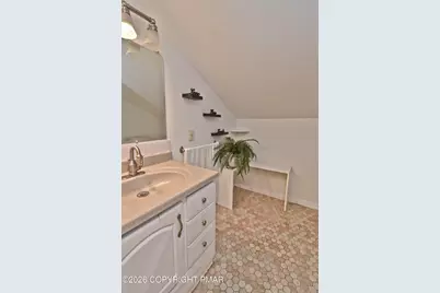  2095 Pleasant View Drive, Stroudsburg, PA 18360 - Photo 28