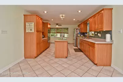  2095 Pleasant View Drive, Stroudsburg, PA 18360 - Photo 6