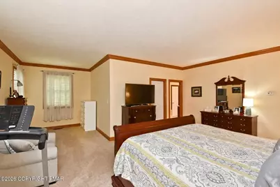  326 Sunset Avenue, Pocono Manor, PA 18349 - Photo 22