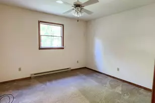 725 E Rosewood Rd, East Stroudsburg, PA 18302 - Photo 12