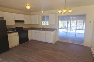 39 Mountain Dr, Mount Pocono, PA 18344 - Photo 4