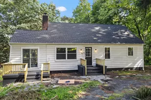 355 E Brown St, East Stroudsburg, PA 18301 - Photo 2