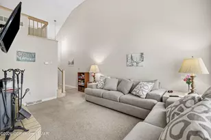76 Laurelwoods Dr, Lake Harmony, PA 18624 - Photo 6