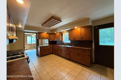  680 Bartonsville Woods Road, Stroudsburg, PA 18360 - Photo 6