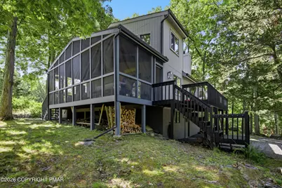  2120 Glasgow Drive, Bushkill, PA 18324 - Photo 2