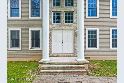  154 Escoll Drive, East Stroudsburg, PA 18301 - Photo 6