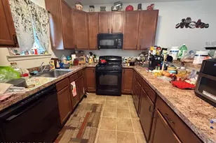 1052 Alliance Dr, Hazleton, PA 18202 - Photo 6