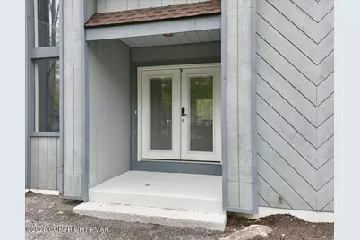  3120 Greenbriar Drive, East Stroudsburg, PA 18301 - Photo 10