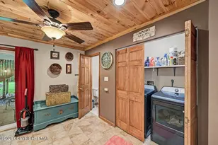 386 Upper Rdg Dr, Effort, PA 18330 - Photo 38