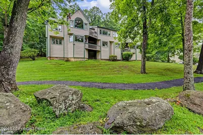  324 Hollow Road, East Stroudsburg, PA 18302 - Photo 1