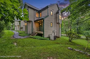 324 Hollow Rd, East Stroudsburg, PA 18302 - Photo 4