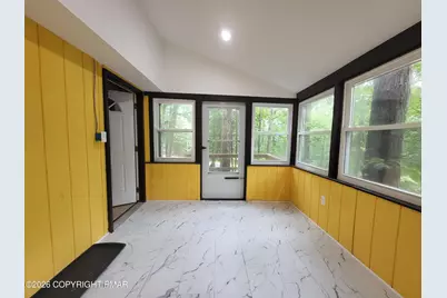  1067 Porter Drive, Bushkill, PA 18324 - Photo 8