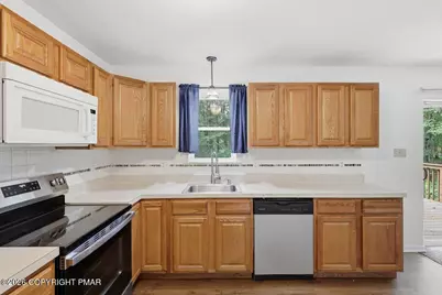  215 George Drive, Blakeslee, PA 18610 - Photo 10