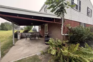 3072 Essex Rd, Allentown, PA 18103 - Photo 10