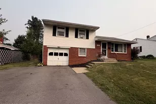 3072 Essex Rd, Allentown, PA 18103 - Photo 2