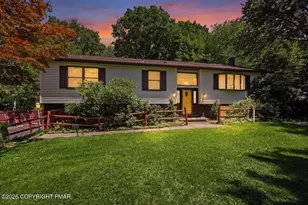 3 Devonshire Ln, Mount Pocono, PA 18344 - Photo 1