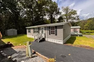 287 Birchwood Dr, Saylorsburg, PA 18353 - Photo 2