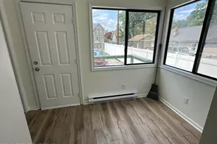 146 Analomink St, East Stroudsburg, PA 18301 - Photo 6