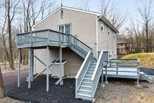 400 Cedar Dr, Long Pond, PA 18334 - Photo 40