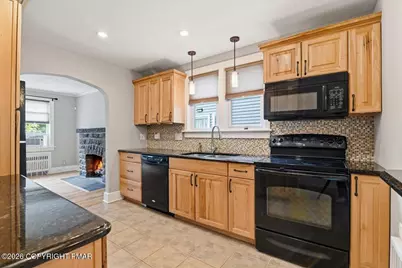  467 N 8th Street, Stroudsburg, PA 18360 - Photo 12