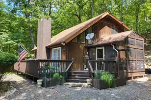 151 Edinburgh Rd, Bushkill, PA 18324 - Photo 2