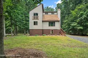 148 Sandlewood Dr, East Stroudsburg, PA 18301 - Photo 1