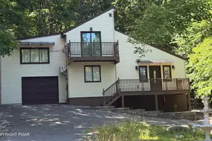 3108 Cherry Ridge Rd, Bushkill, PA 18324 - Photo 2