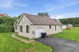 86 Northpark Dr, East Stroudsburg, PA 18302 - Photo 56