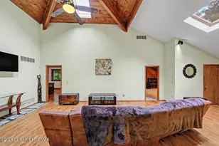 304 Devils Hole Rd, Cresco, PA 18326 - Photo 14