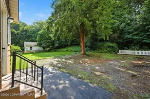 63 Oak St, Delaware Water Gap, PA 18327 - Photo 18