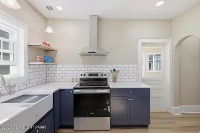  63 Oak Street, Delaware Water Gap, PA 18327 - Photo 12