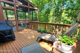 117 Meadow View Ct, Bushkill, PA 18324 - Photo 28